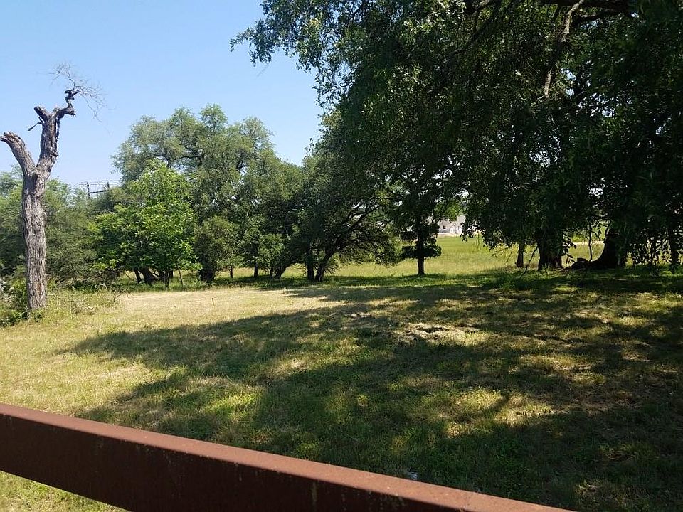 1st image of 501 Salado Plaza Dr