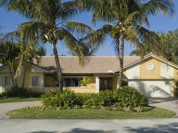 384 Royal Palm Way, Boca Raton, FL 33432