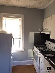 Rented by R New York