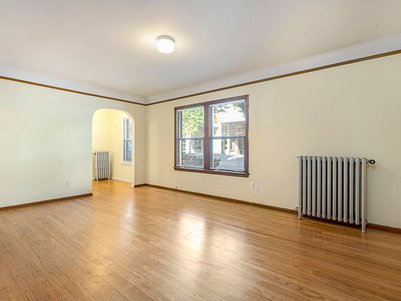 3rd image of 503 1st Ave W APT 102