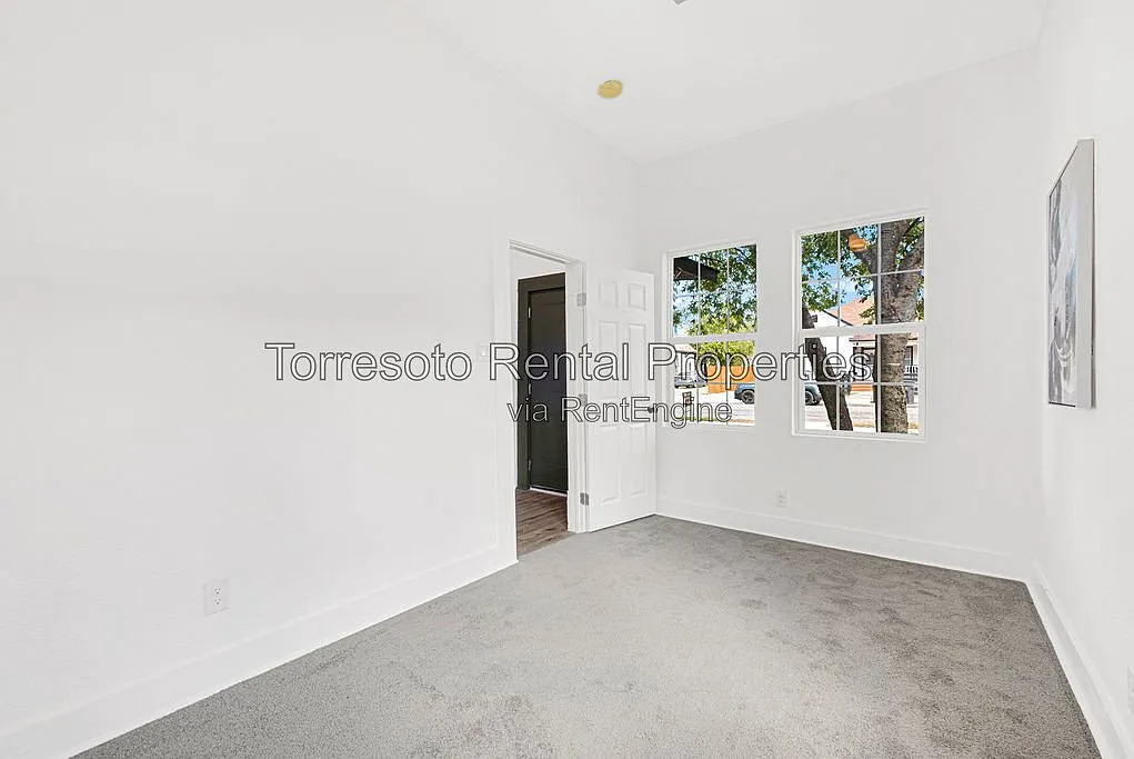 3 bed, 2.0 bath, 1176 sqft, $1,500 — Photo 1