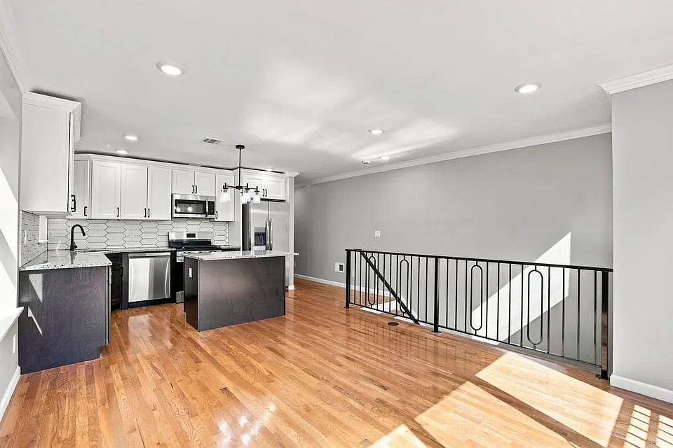 3 bed, $2,800 — Photo 3
