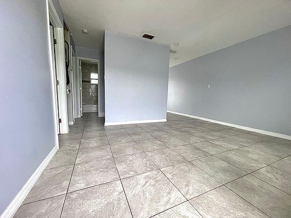 3111 Avenue T #B, Fort Pierce, FL 34950 | Zillow