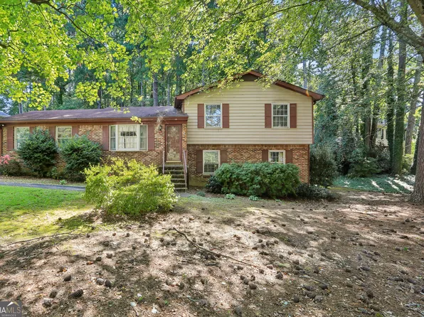 1651 Brantford Dr, Tucker, GA 30084