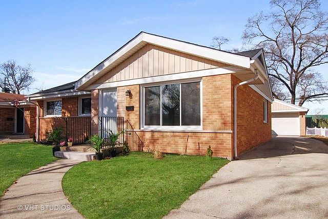 1st image of 2410 W Martindale Dr