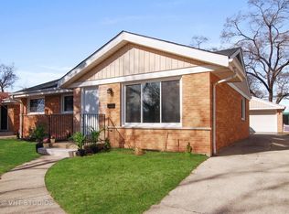 2410 W Martindale Dr, Westchester, IL 60154