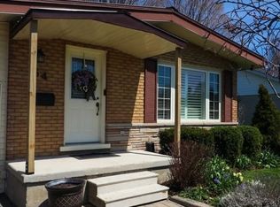 54 1st St W, Woolwich, ON N3B1G6