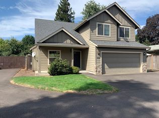 226 Ferndale Dr, Eugene, OR 97404