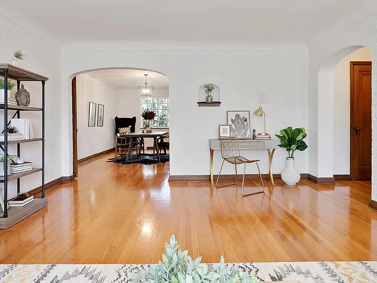1401 Fairfax St #8 — Photo 3