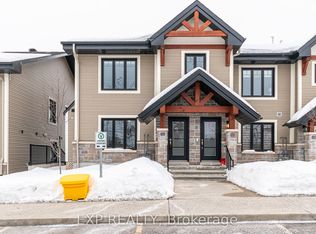 310 Masters Ln #1101, Clarence Rockland, ON K4K0L3