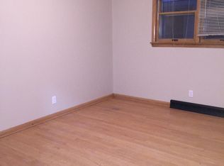 3260 S Herman St, Milwaukee, WI 53207