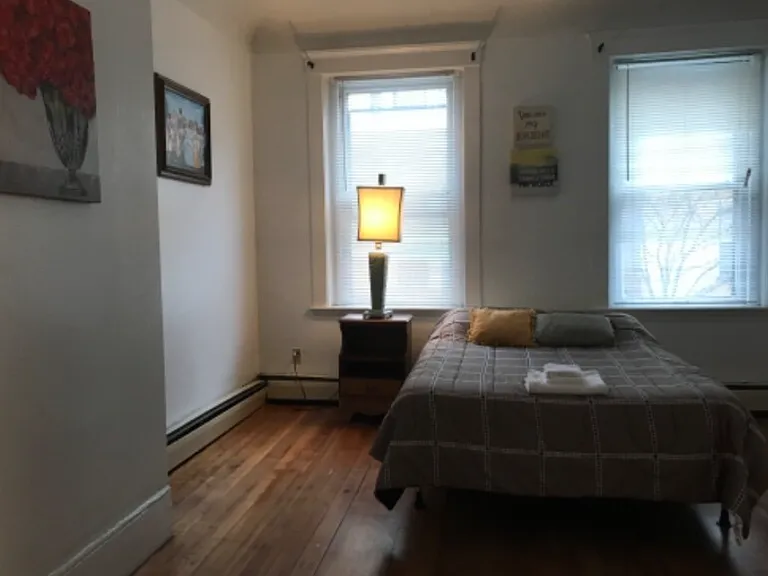 33 Cunard St #4B — Photo 12