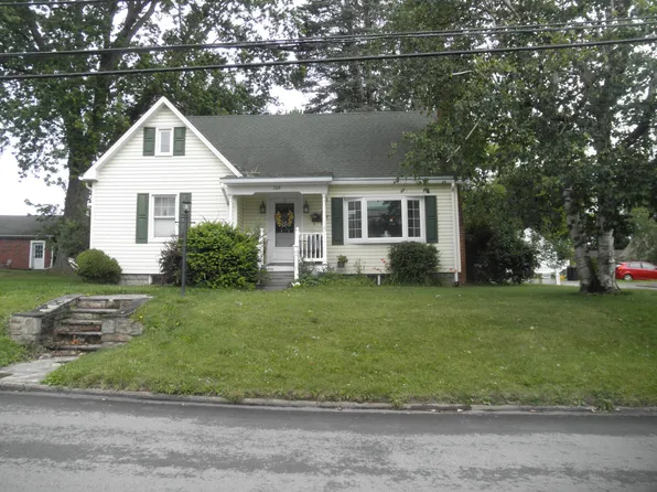 709 Diamond St, Berlin, PA 15530