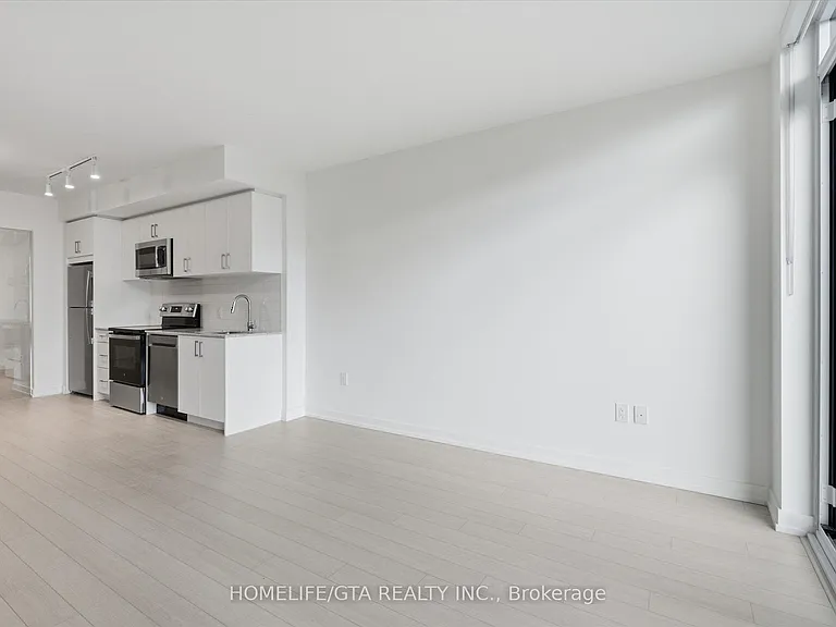 4010 Eglinton Ave W #610 — Photo 17