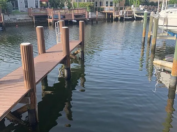 997 Harbor Vw N, Hollywood, FL 33019