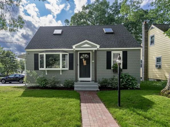 182 Whitney Avenue, Manchester, NH 03104