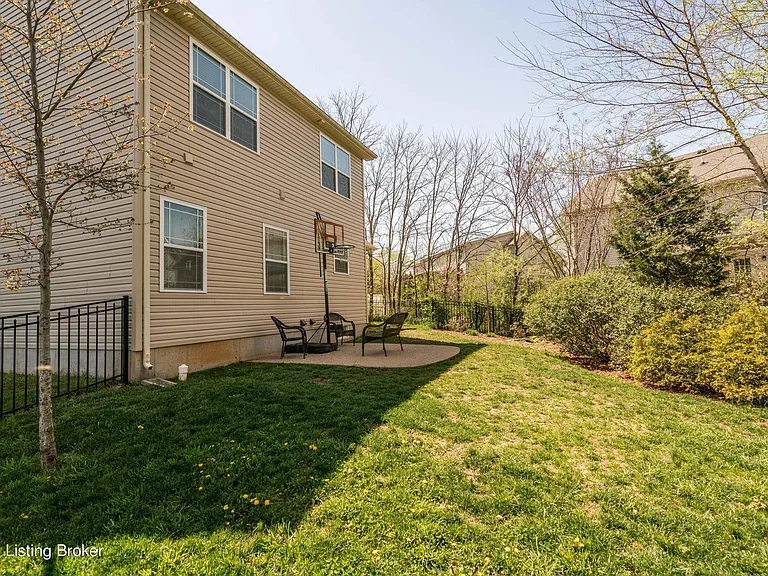 4007 Emerald Spring Pl — Photo 22