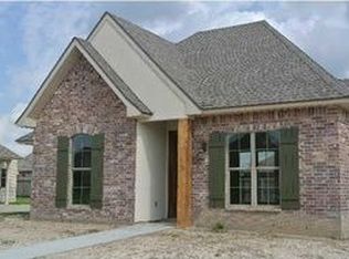107 Bentwater Dr, Broussard, LA 70518