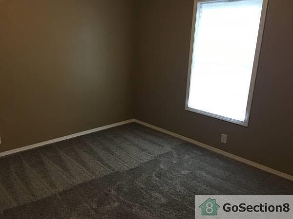 2nd image of 406 E Tecumseh St