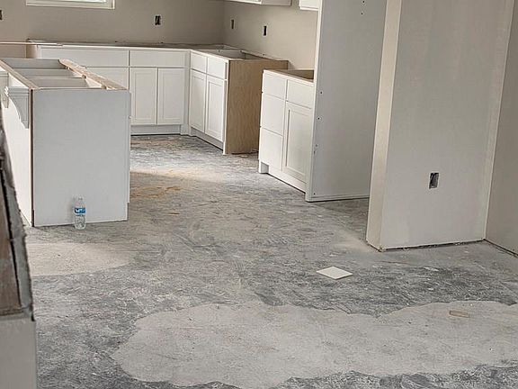 5th image of 342 Freshwater Ln
