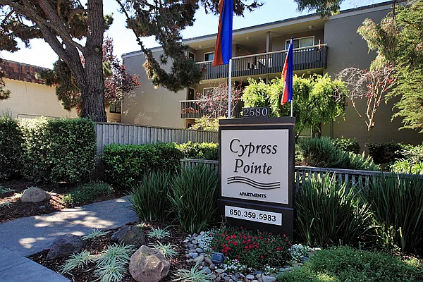 Cypress Pointe — Photo 4