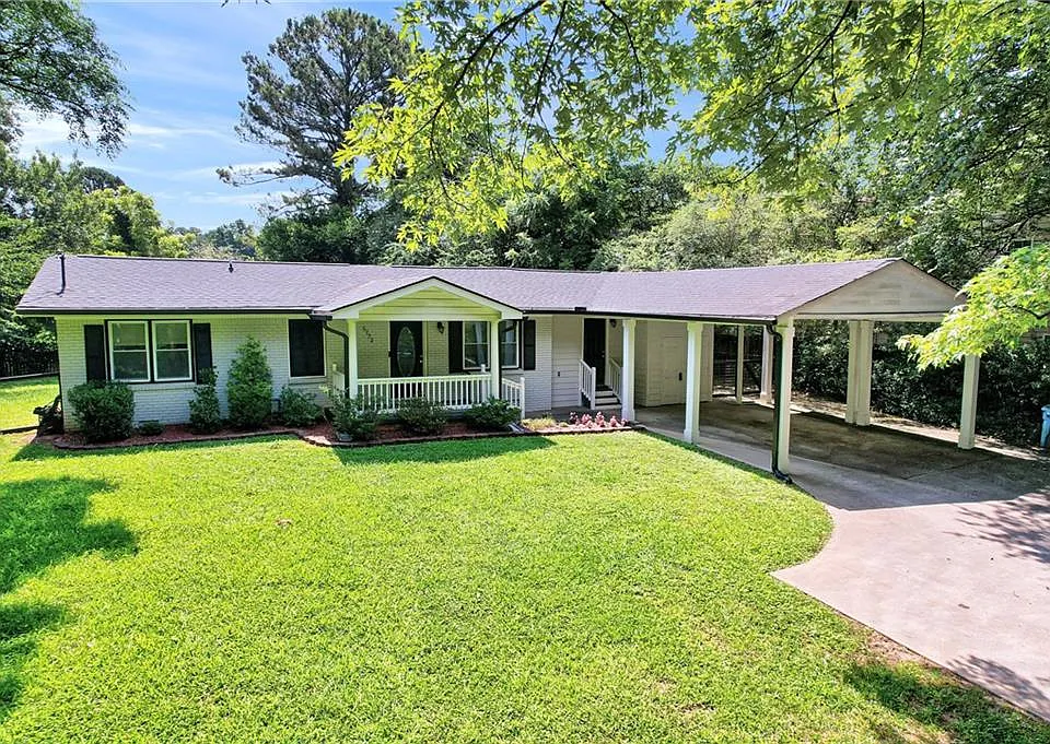 5772 Lilburn Stone Mountain Rd