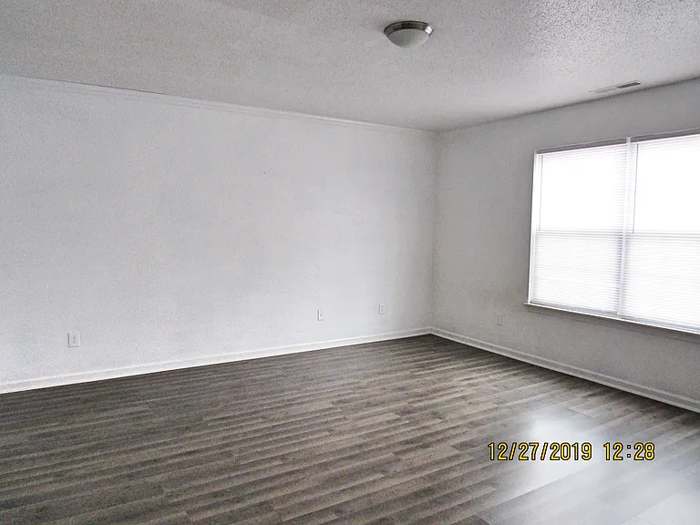 11347 Roundwood Ct — Photo 18
