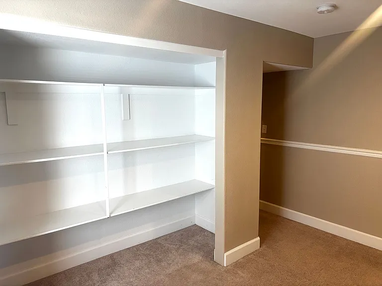 10318 Ravenswood Ln — Photo 23