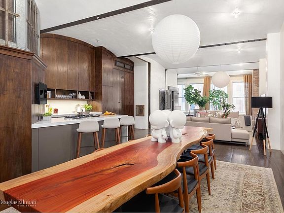 5th image of 712 Broadway APT 5