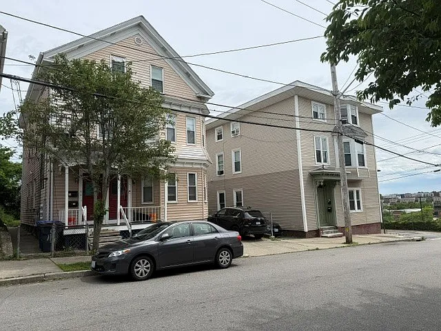 113 Calverly St #2 — Photo 35