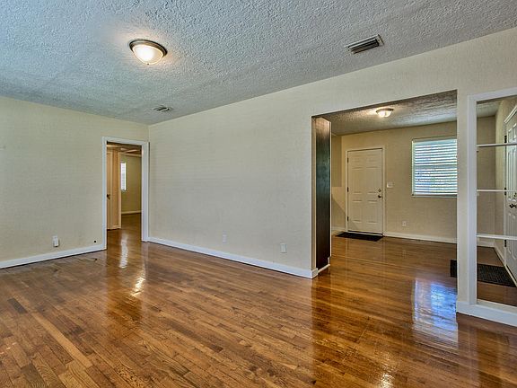 5th image of 6515 Bartholf Ave