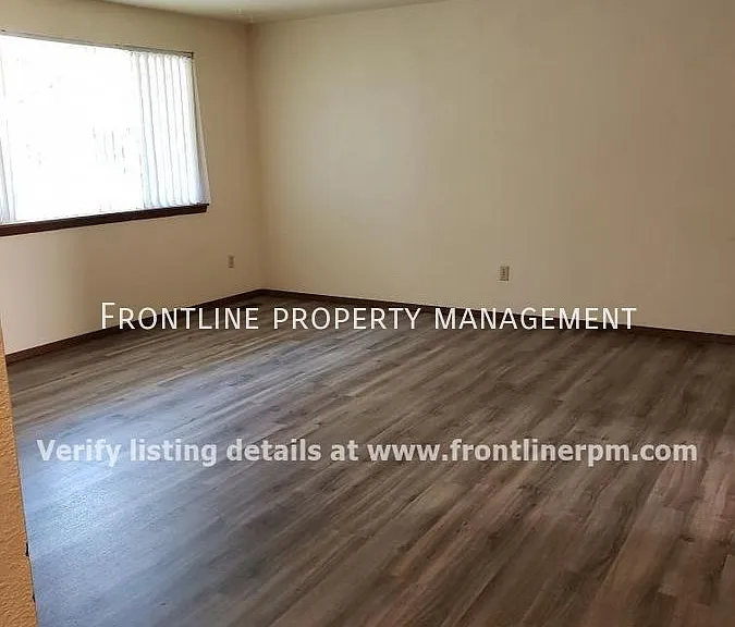 515 W Idaho Ave — Photo 9