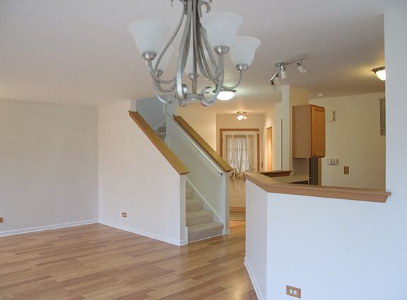 4th image of 2355 Stoughton Cir