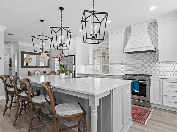 4600 Sailmaker Ln, Destin, FL 32541