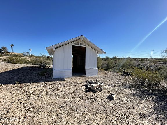 2nd image of 2336 W Loma Linda Ln