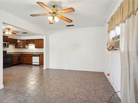 5th image of 2005 Metairie Heights Ave