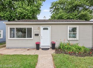 21323 La Salle Blvd, Warren, MI 48089