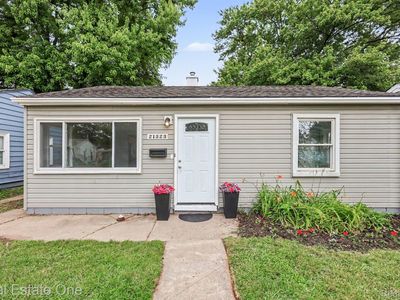 21323 La Salle Blvd, Warren, MI, 48089