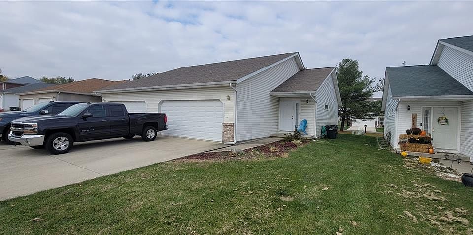 1st image of 808 & 810 W Gaston Dr