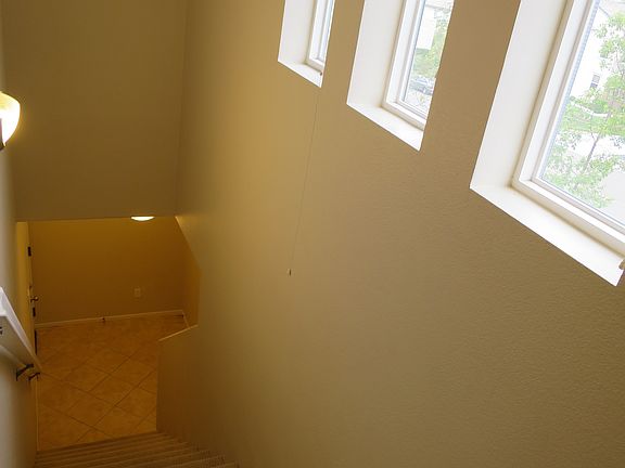 4th image of 16911 Bixby St Unit 25
