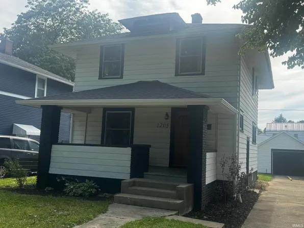 1205 Pemberton Dr, Fort Wayne, IN 46805
