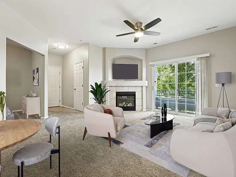 5255 Memphis St #312 — Photo 5