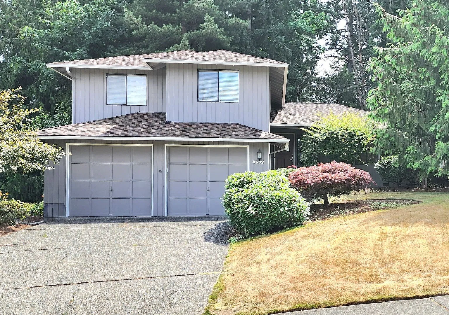 3 Bed/ 2.5 Bath in Everett — Photo 1