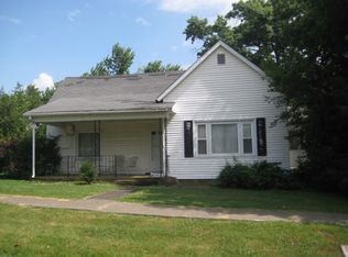 318 E Main St, Enfield, IL 62835