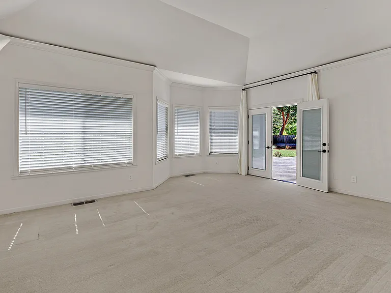 19313 Kerwin Ranch Ct — Photo 33