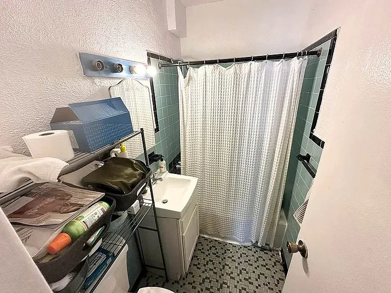 122 W 81st St #5 — Photo 7