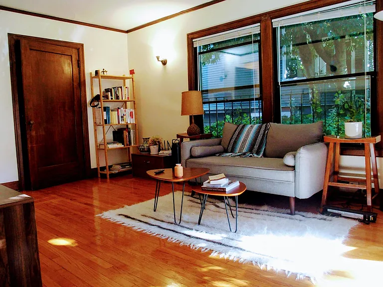 614 10th Ave E #104 — Photo 12