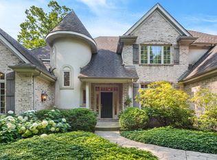 916 Hobson Rd, Naperville, IL 60540