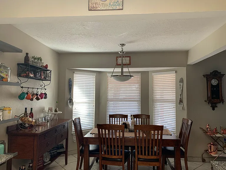 6716 Esther Ave NE — Photo 6