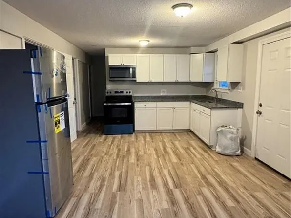 80 Summit St #1, Woonsocket, RI 02895